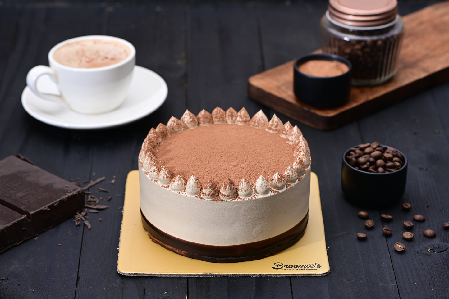 Tiramisu Cake