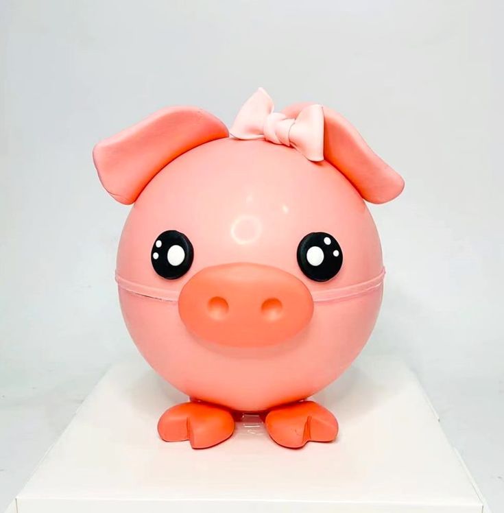 Pig Knock Knock Pinata Surprise Cake