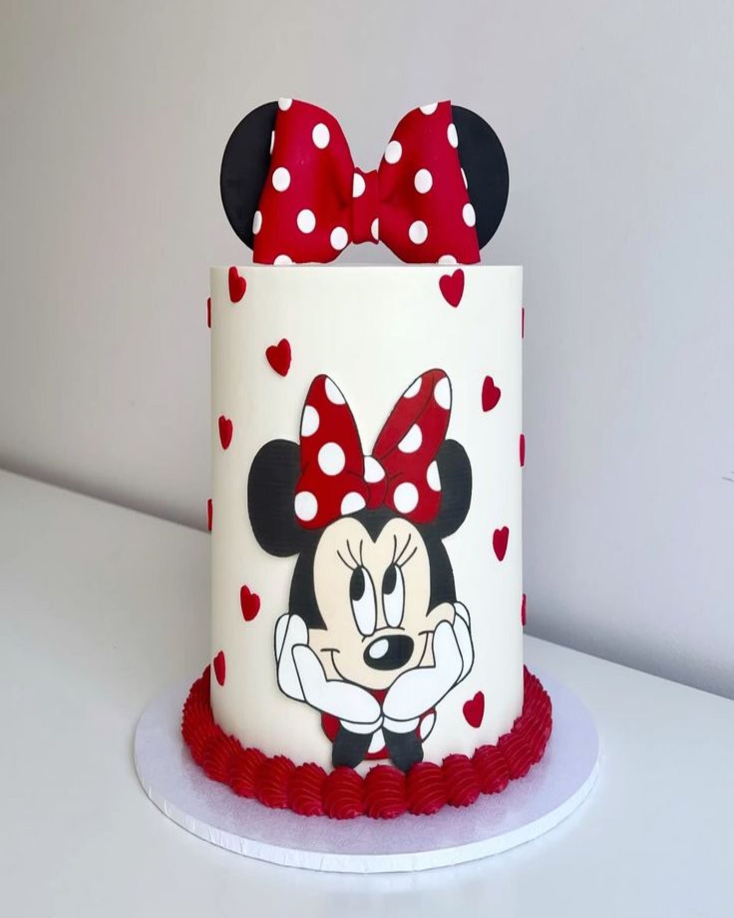Minnie Love Delight Cake