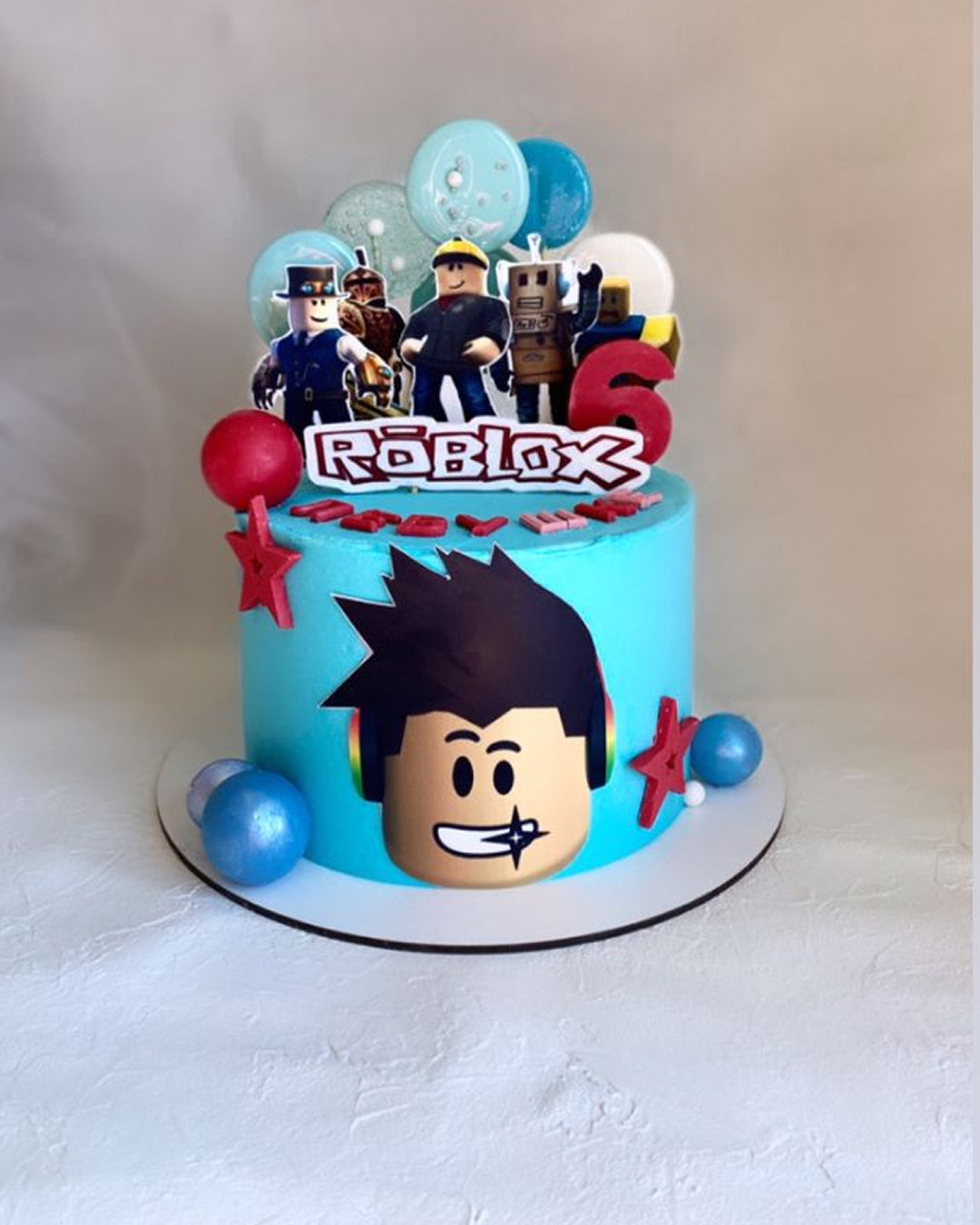 RED SKY ROBLOX CAKE