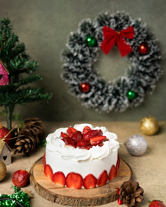 Winter White Strawberry Delight