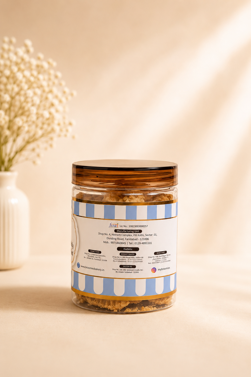 Fresh Eggless Whole Wheat Aata Cookies Jar - Broomies Bakery Faridabad