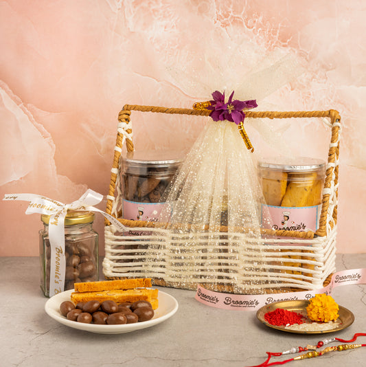 Golden Crumbs Hamper