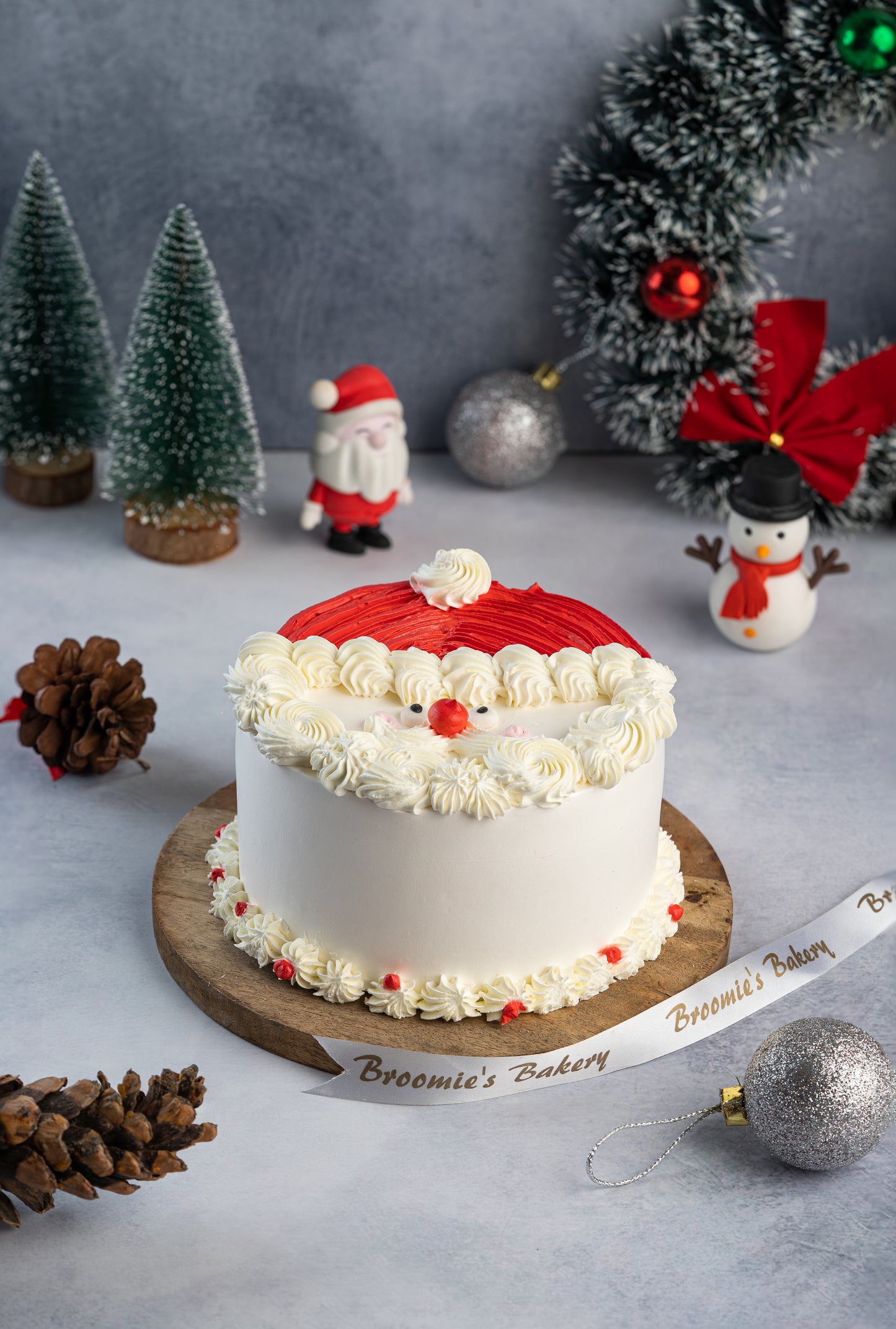 Santa Smile Celebration Cake