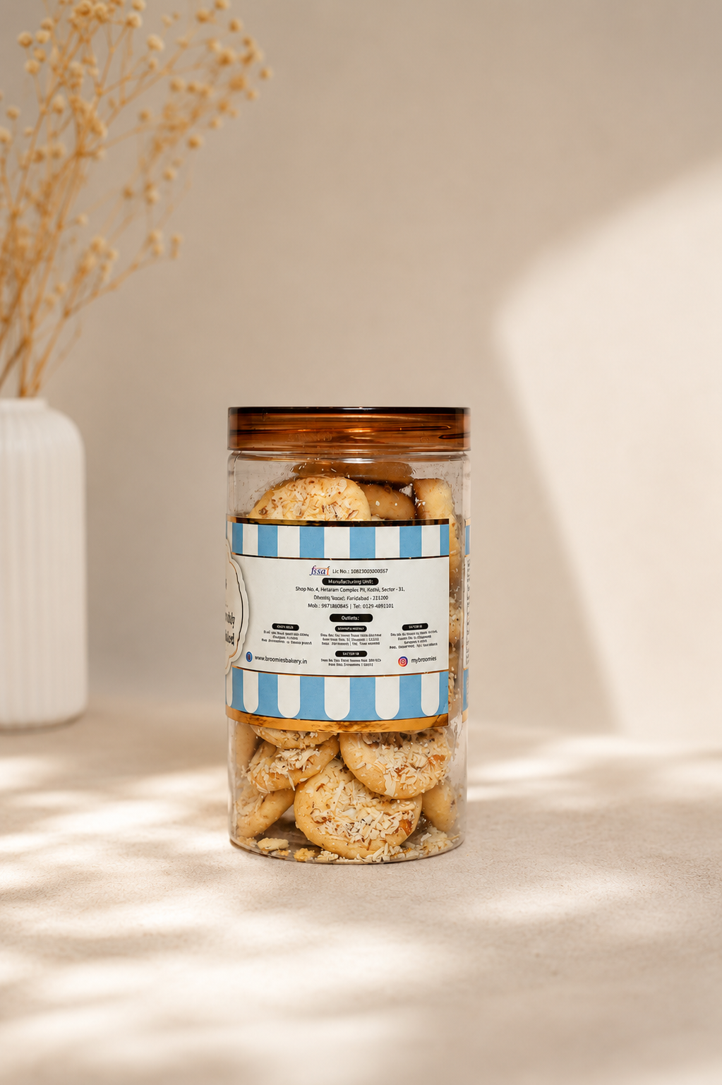 Fresh Eggless American Almond Cookies Jar - Broomies Bakery Faridabad