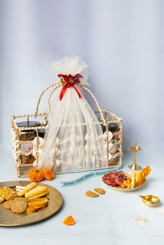 Square Jute Hamper