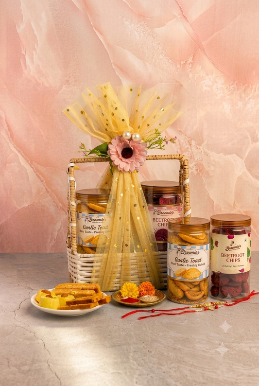 Small Jute Hamper - 2 Gourmet Cookies